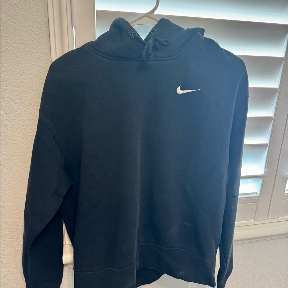 Nike women’s Black Hoodie size small